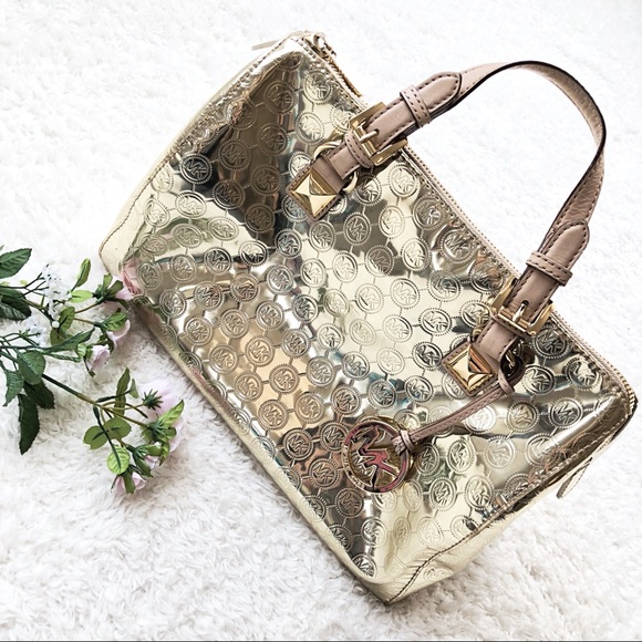 Michael Kors Handbags - ✨Michael Kors Grayson Gold Satchel